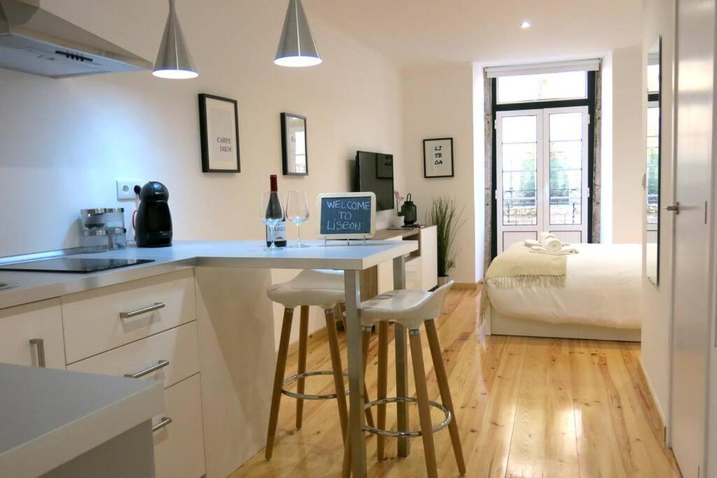 Beautiful Studio In Mouraria Lissabon Buitenkant foto